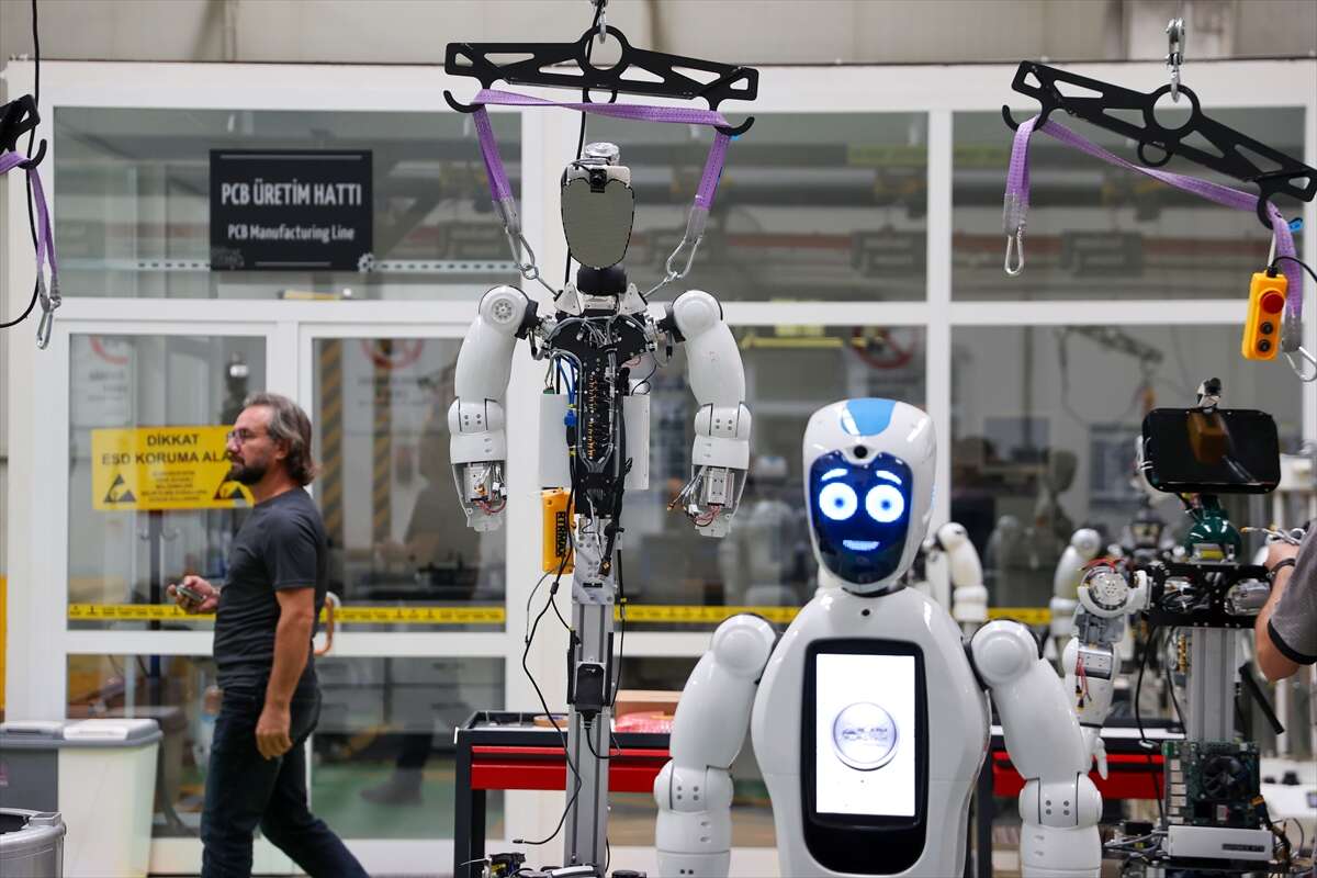 Konya ilk insansı robotunu piyasaya sürüyor! AKINCI-5 için geri sayım başladı 2